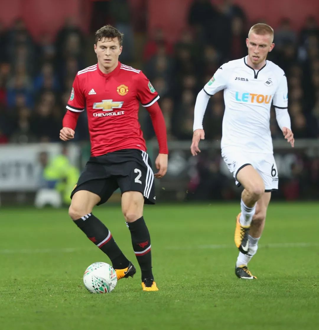 分析两者的 分析两者的